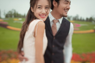{dede:field.title/}